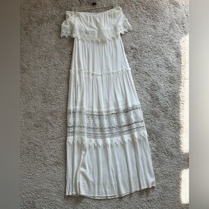 Forever 21 White Lace Maxi Dress